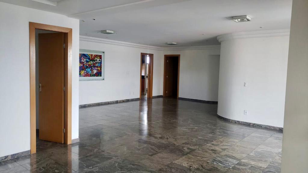 APARTAMENTO NO CONDOMÍNIO BOTICELLI