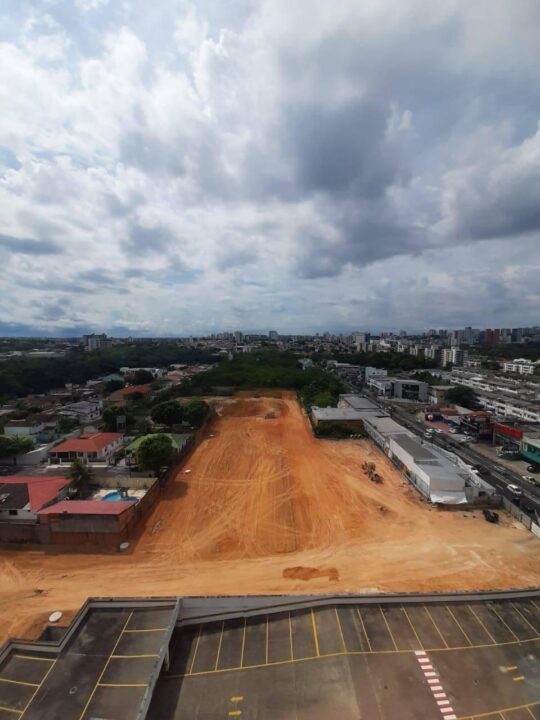 TERRENO NA AV. DARCY VARGAS