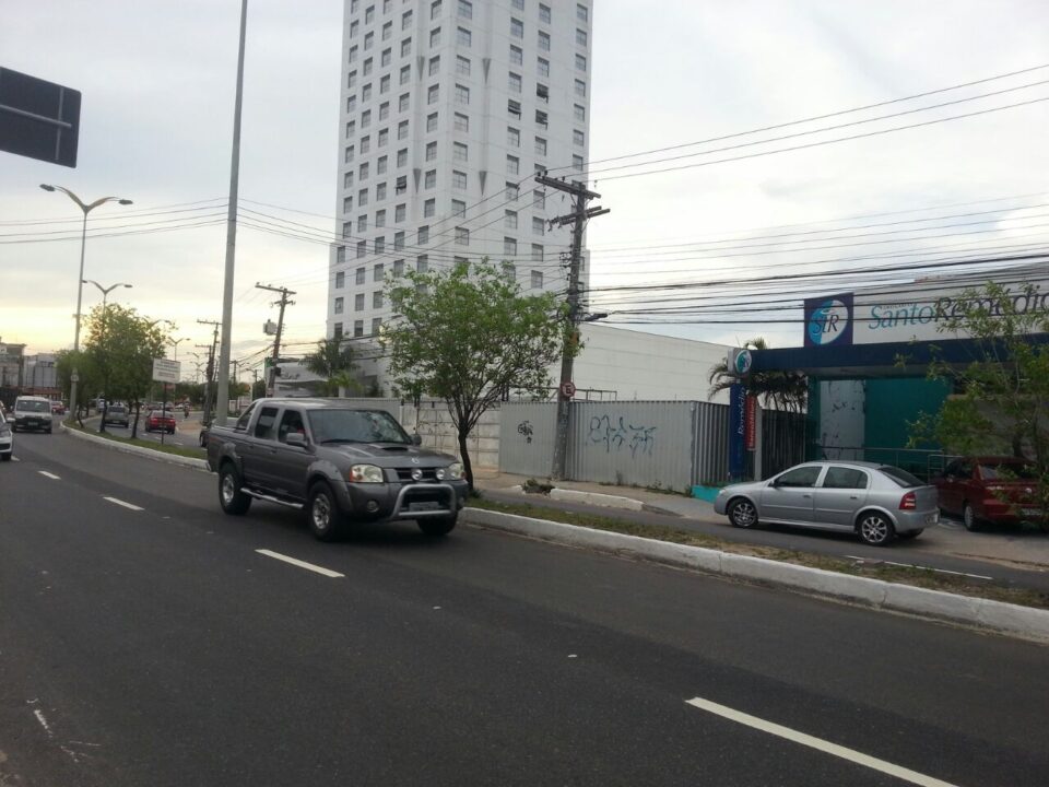 TERRENO NA AV. DARCY VARGAS