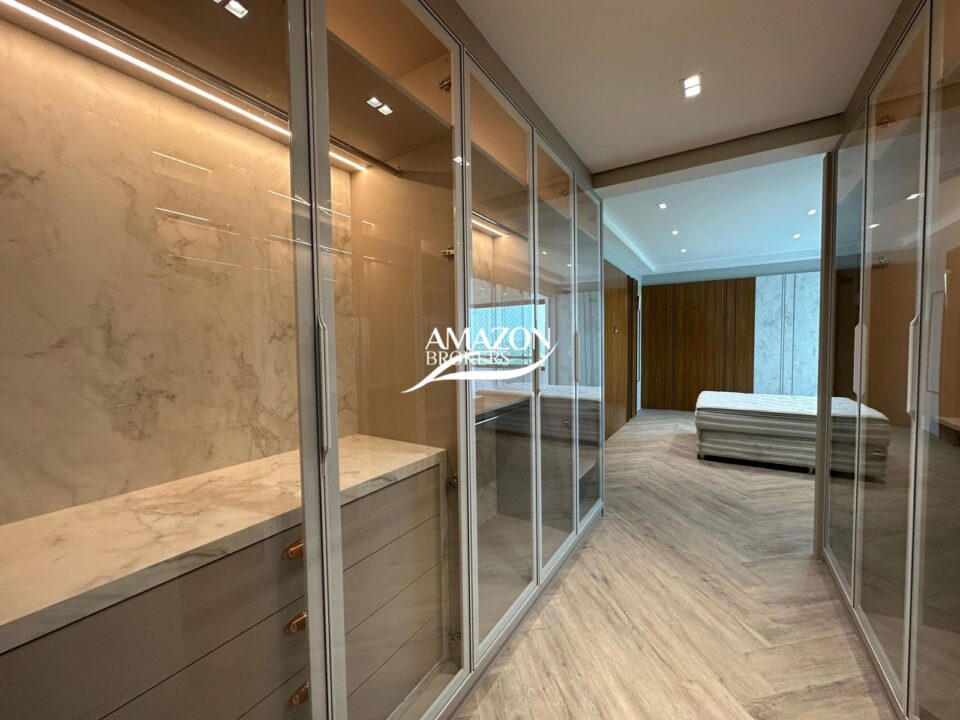 PIAZZA DELL'ACQUA - COBERTURA 380 m2 - DISPONÍVEL PARA LOCAÇÃO