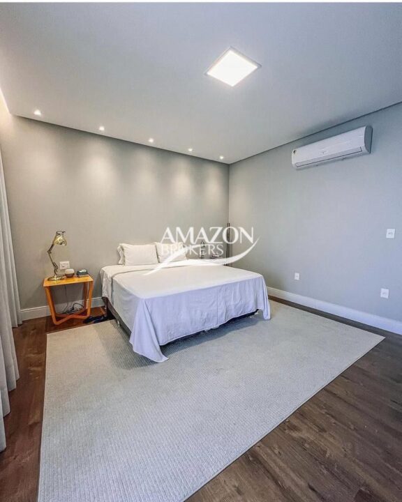 ALPHAVILLE CONDOMÍNIO - CASA DUPLEX 400 m2 - DISPONÍVEL PARA VENDA