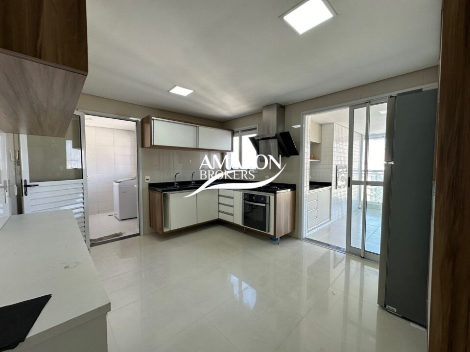 UNIQUE CONDOMÍNIO - APARTAMENTO 202 m2 - DISPONÍVEL PARA LOCAÇÃO