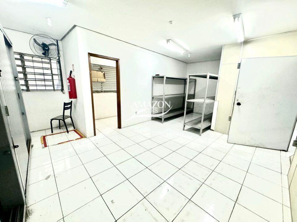 PONTO COMERCIAL NA AV. SETE DE SETEMBRO - BAIRRO CENTRO - DISPONÍVEL PARA LOCAÇÃO