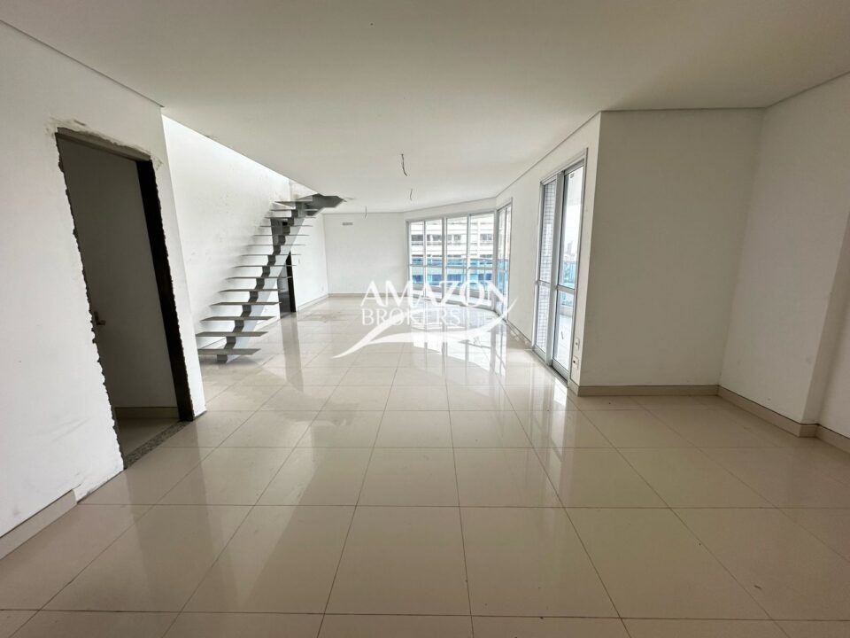 BELLAGIO RESIDENCIAL - COBERTURA DUPLEX 300 m2 - DISPONÍVEL PARA VENDA