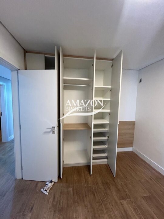 EDIFÍCIO SAINT LAURENT - APARTAMENTO 156 m2 - DISPONÍVEL PARA VENDA