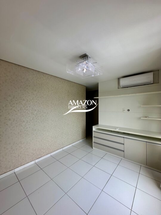 SINGOLARE CONDOMÍNIO - APARTAMENTO 132 m2 - DISPONÍVEL PARA LOCAÇÃO