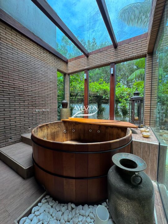 JARDIM DAS AMÉRICAS – MANSÃO 1.010m2 – DISPONÍVEL PARA VENDA