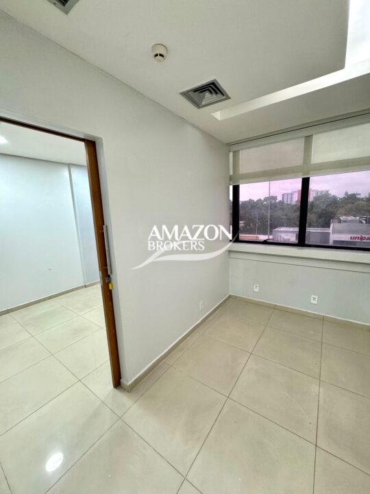 MILLENNIUM MEDICAL TOWER - SALA COMERCIAL 32m² - DISPONÍVEL PARA VENDA