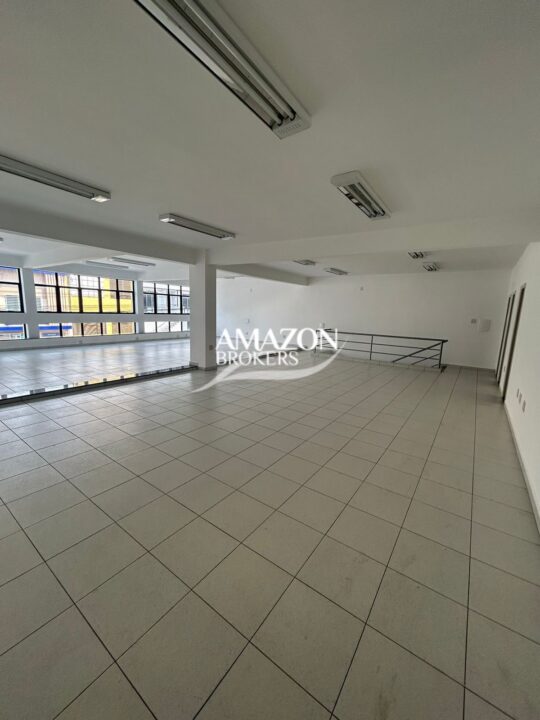 CENTRO - PONTO COMERCIAL 1.900 m2 - DISPONÍVEL PARA LOCAÇÃO