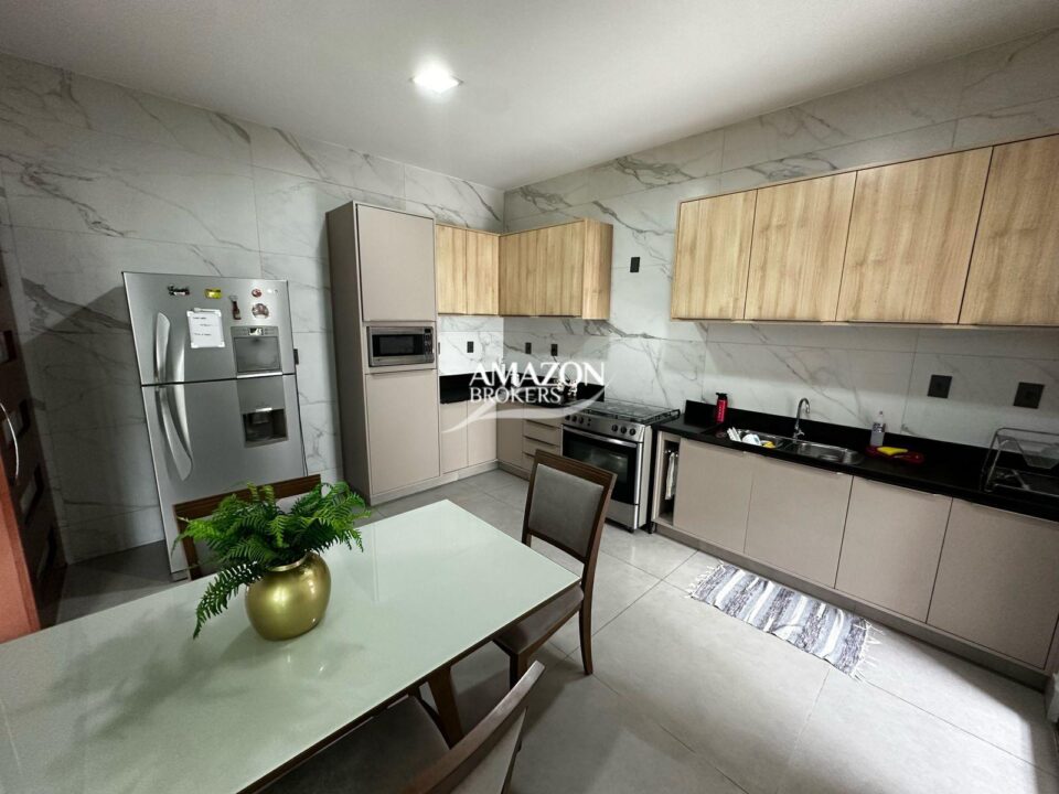 QUINTA DAS LARANJEIRAS RESIDENCIAL, PARQUE DAS LARANJEIRAS - CASA DUPLEX - DISPONÍVEL PARA VENDA