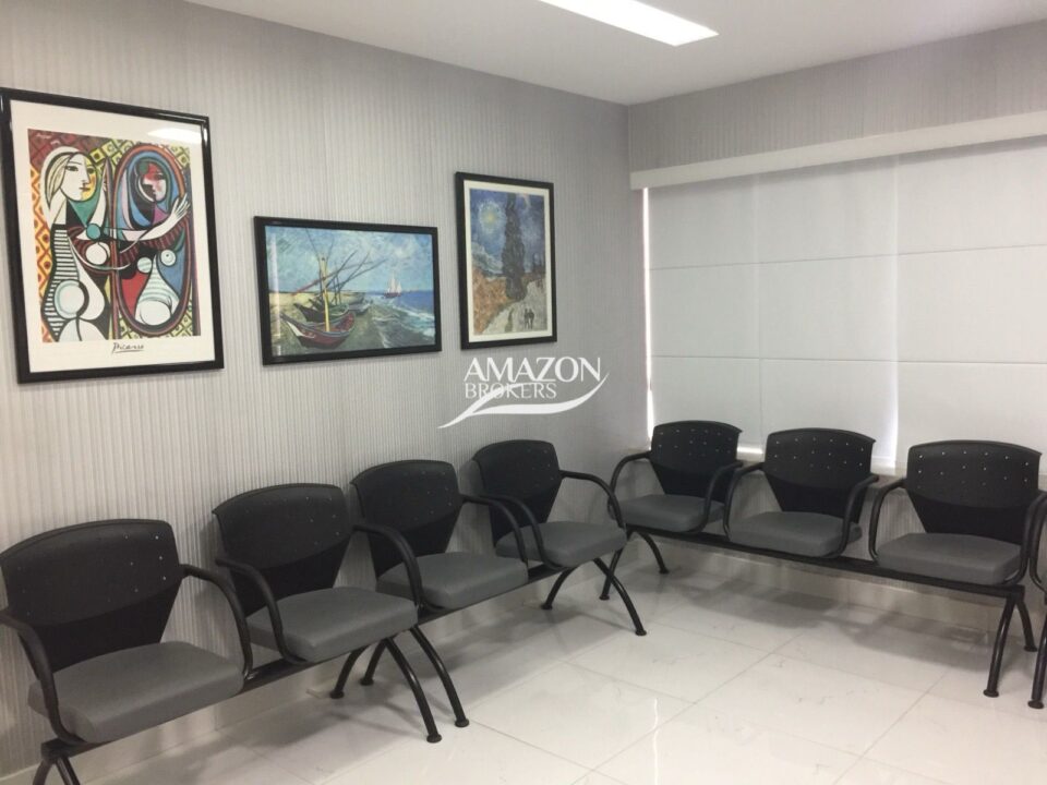 EDIFÍCIO RIO NEGRO CENTER, CENTRO - DUAS SALAS COMERCIAIS 56 m2 CADA - DISPONÍVEL PARA VENDA