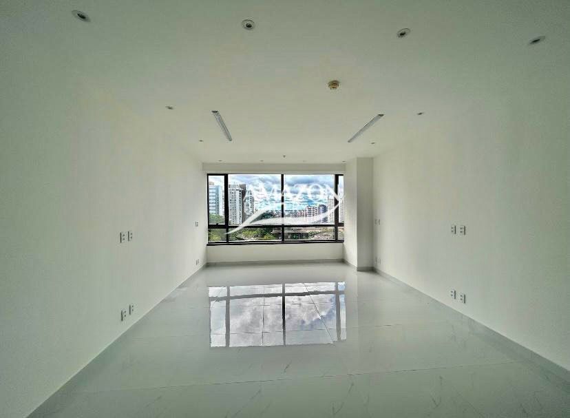 SOBERANE WORK, ADRIANÓPOLIS - SALA COMERCIAL 35 m2 - DISPONÍVEL PARA VENDA