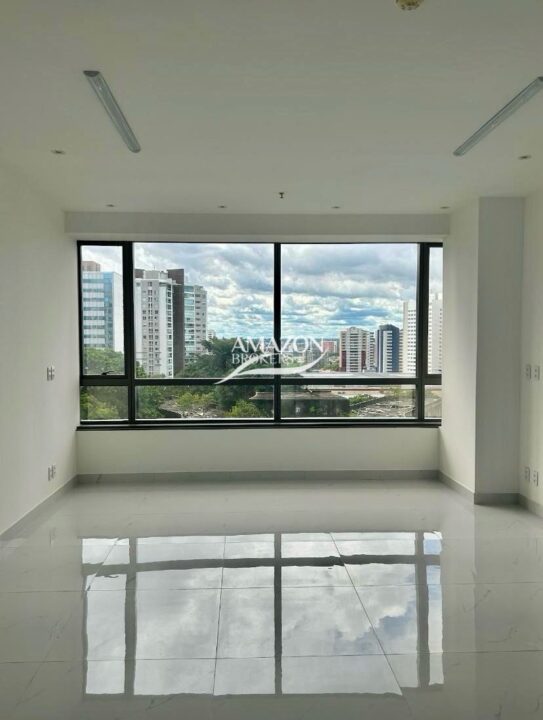 SOBERANE WORK, ADRIANÓPOLIS - SALA COMERCIAL 35 m2 - DISPONÍVEL PARA VENDA