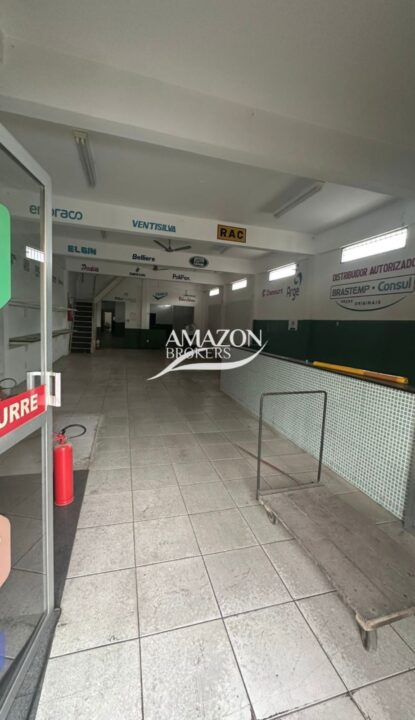 NOSSA SENHORA DAS GRAÇAS - PRÉDIO COMERCIAL 485,78 m2 4 ANDARES - DISPONÍVEL PARA LOCAÇÃO