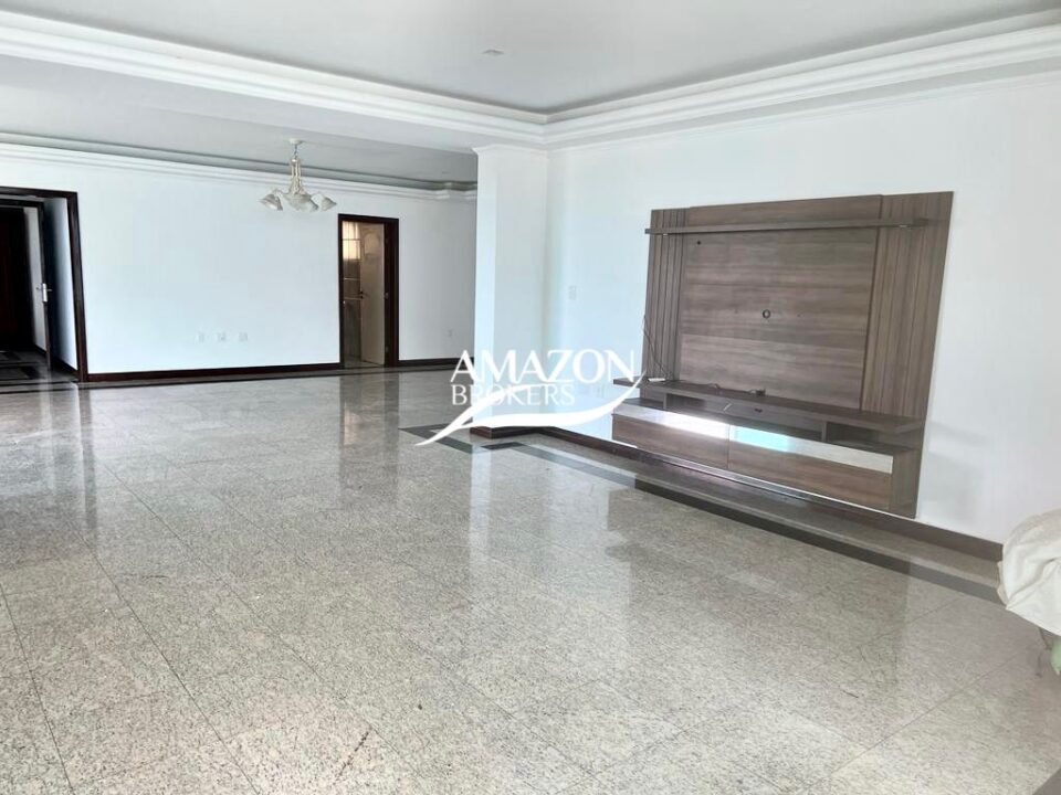 ANDREA NASSER RESIDENCIAL, PRAÇA 14 – APARTAMENTO 300 m2 – DISPONÍVEL PARA VENDA