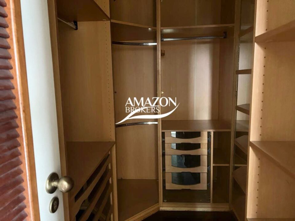 ANDREA NASSER RESIDENCIAL, PRAÇA 14 – APARTAMENTO 300 m2 – DISPONÍVEL PARA VENDA