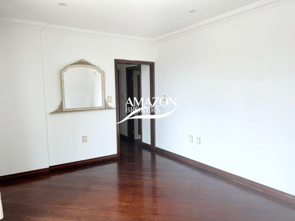 ANDREA NASSER RESIDENCIAL, PRAÇA 14 – APARTAMENTO 300 m2 – DISPONÍVEL PARA VENDA
