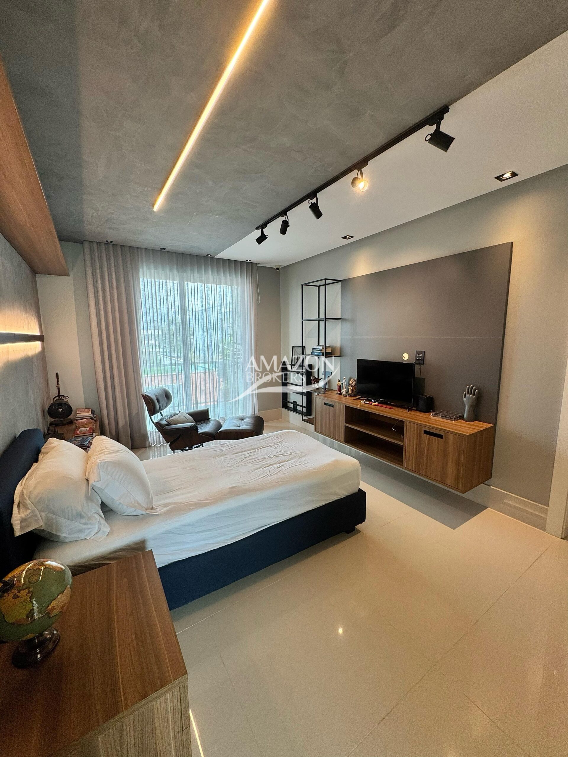 RENAISSANCE RESIDENCIAL, CHAPADA - CASA DUPLEX 589,24 m2 - DISPONÍVEL PARA VENDA