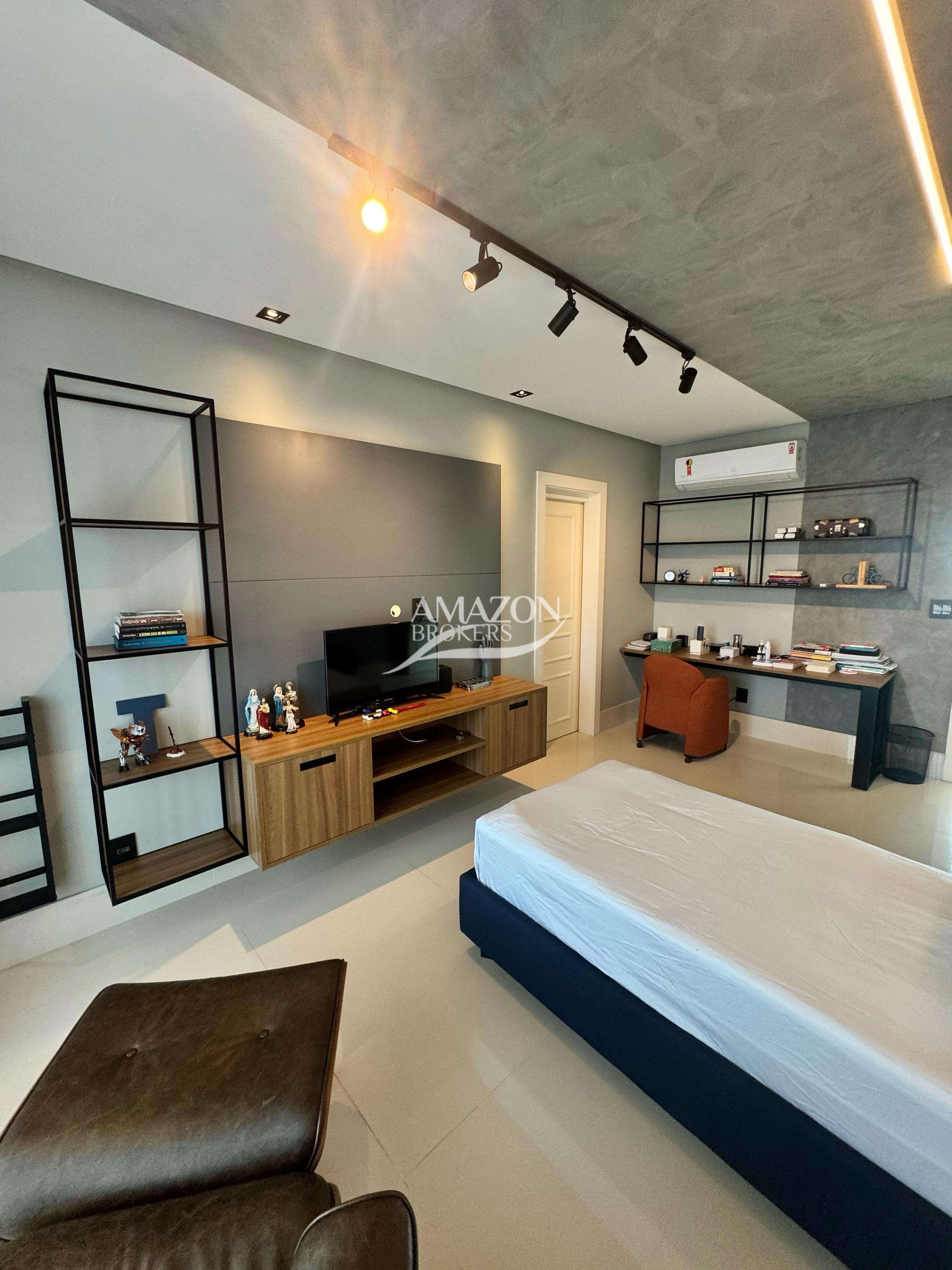 RENAISSANCE RESIDENCIAL, CHAPADA - CASA DUPLEX 589,24 m2 - DISPONÍVEL PARA VENDA