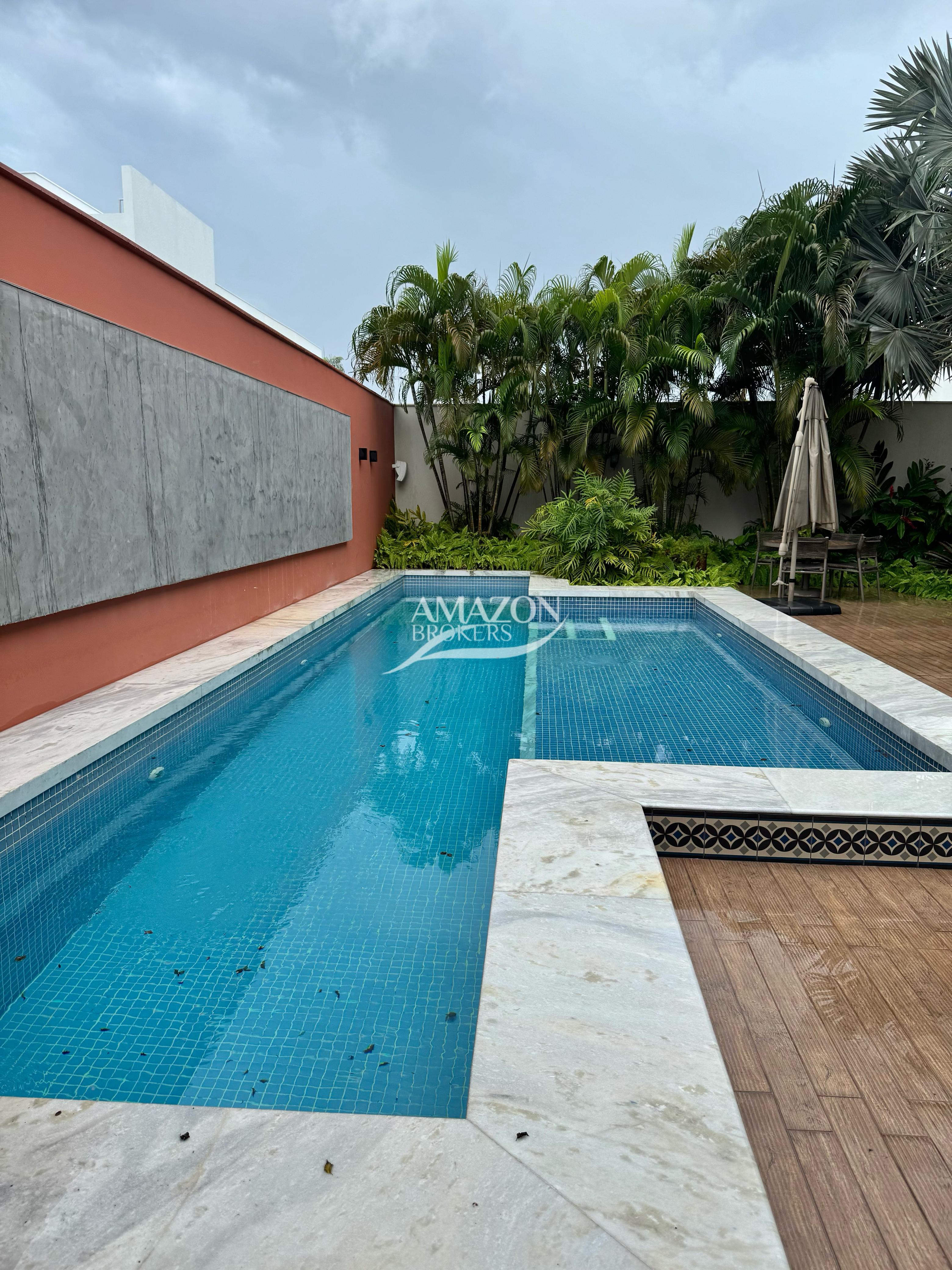 RENAISSANCE RESIDENCIAL, CHAPADA - CASA DUPLEX 589,24 m2 - DISPONÍVEL PARA VENDA