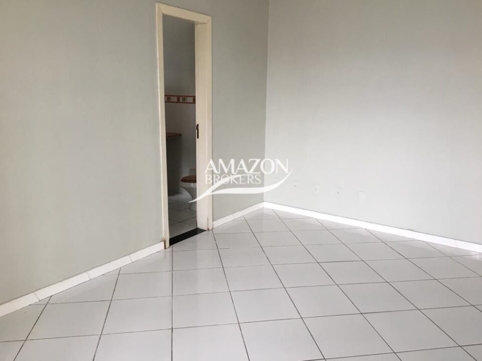 VIEIRALVES - CASA DUPLEX RESIDENCIAL OU COMERCIAL 375 m2 - DISPONÍVEL PARA LOCAÇÃO