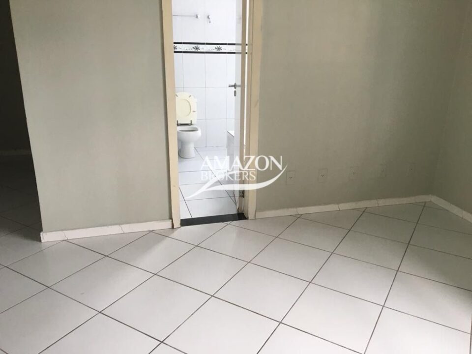 VIEIRALVES - CASA DUPLEX RESIDENCIAL OU COMERCIAL 375 m2 - DISPONÍVEL PARA LOCAÇÃO