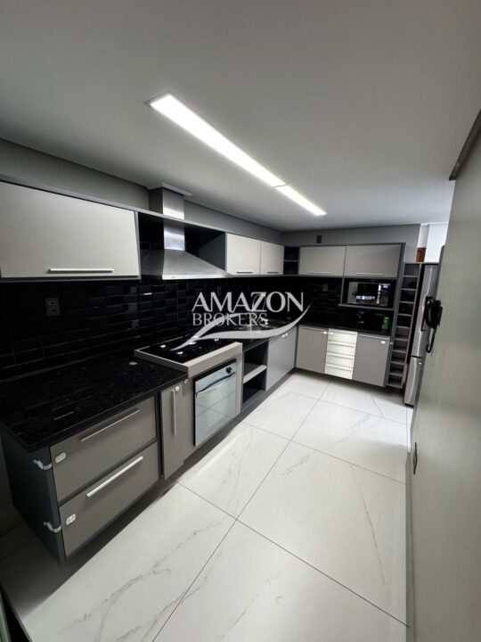 ALTOS DA RECIFE CONDOMÍNIO, PARQUE 10 – APARTAMENTO 145m2 – DISPONÍVEL PARA LOCAÇÃO