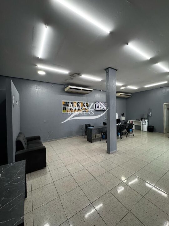 ÁGUAS CLARAS – PONTO COMERCIAL 600 m2 – DISPONÍVEL PARA VENDA