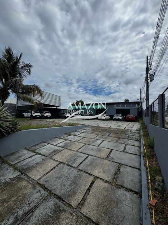 ÁGUAS CLARAS – PONTO COMERCIAL 600 m2 – DISPONÍVEL PARA VENDA