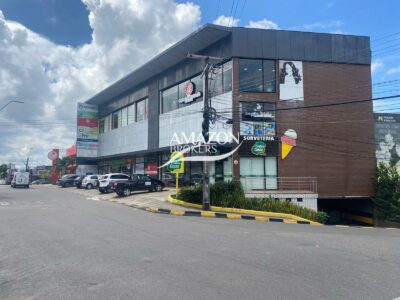CENTRO EMPRESARIAL DUBAI, DOM PEDRO - PONTO COMERCIAL 120 m2 - DISPONÍVEL PARA LOCAÇÃO