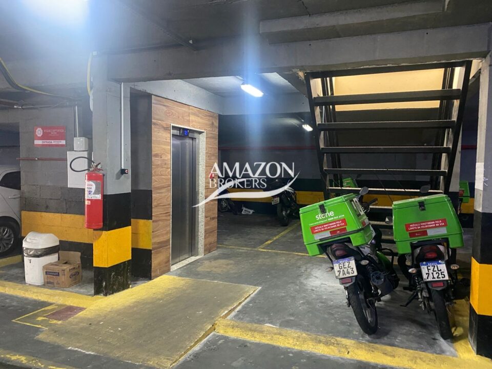 CENTRO EMPRESARIAL DUBAI, DOM PEDRO - PONTO COMERCIAL 120 m2 - DISPONÍVEL PARA LOCAÇÃO