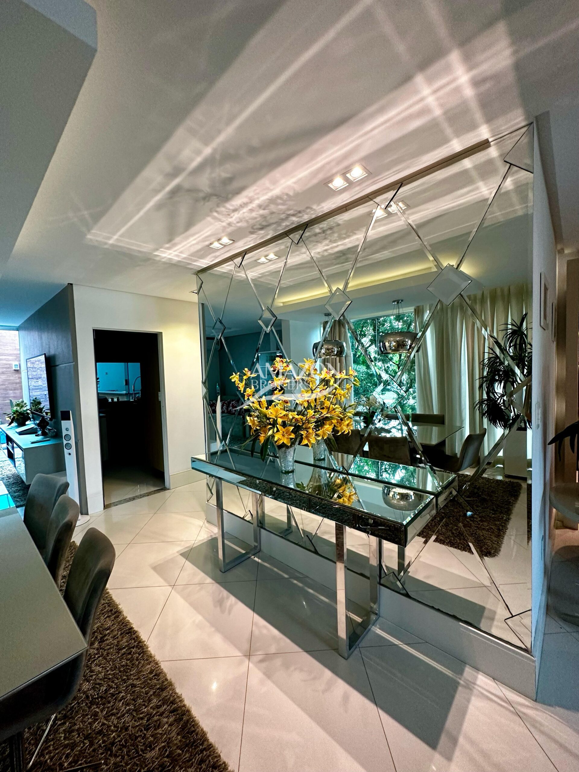 LARANJEIRAS PREMIUM RESIDENCIAL, FLORES – CASA DUPLEX – DISPONÍVEL PARA VENDA
