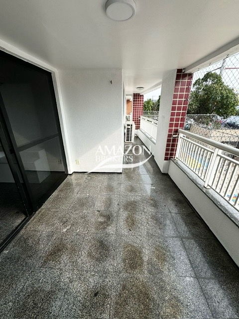 VILLAGE VERT CONDOMÍNIO, ADRIANÓPOLIS – APARTAMENTO 142 m2 – DISPONÍVEL PARA LOCAÇÃO