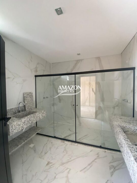 QUINTA DAS MARINAS CONDOMÍNIO, PONTA NEGRA – CASA DUPLEX – DISPONÍVEL PARA LOCAÇÃO