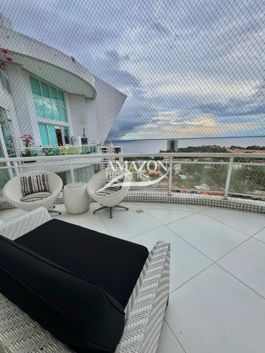 ILHA BELLA CONDOMINIUM CLUB, PONTA NEGRA – COBERTURA DUPLEX MOBILIADA 271 m2 – DISPONÍVEL PARA VENDA