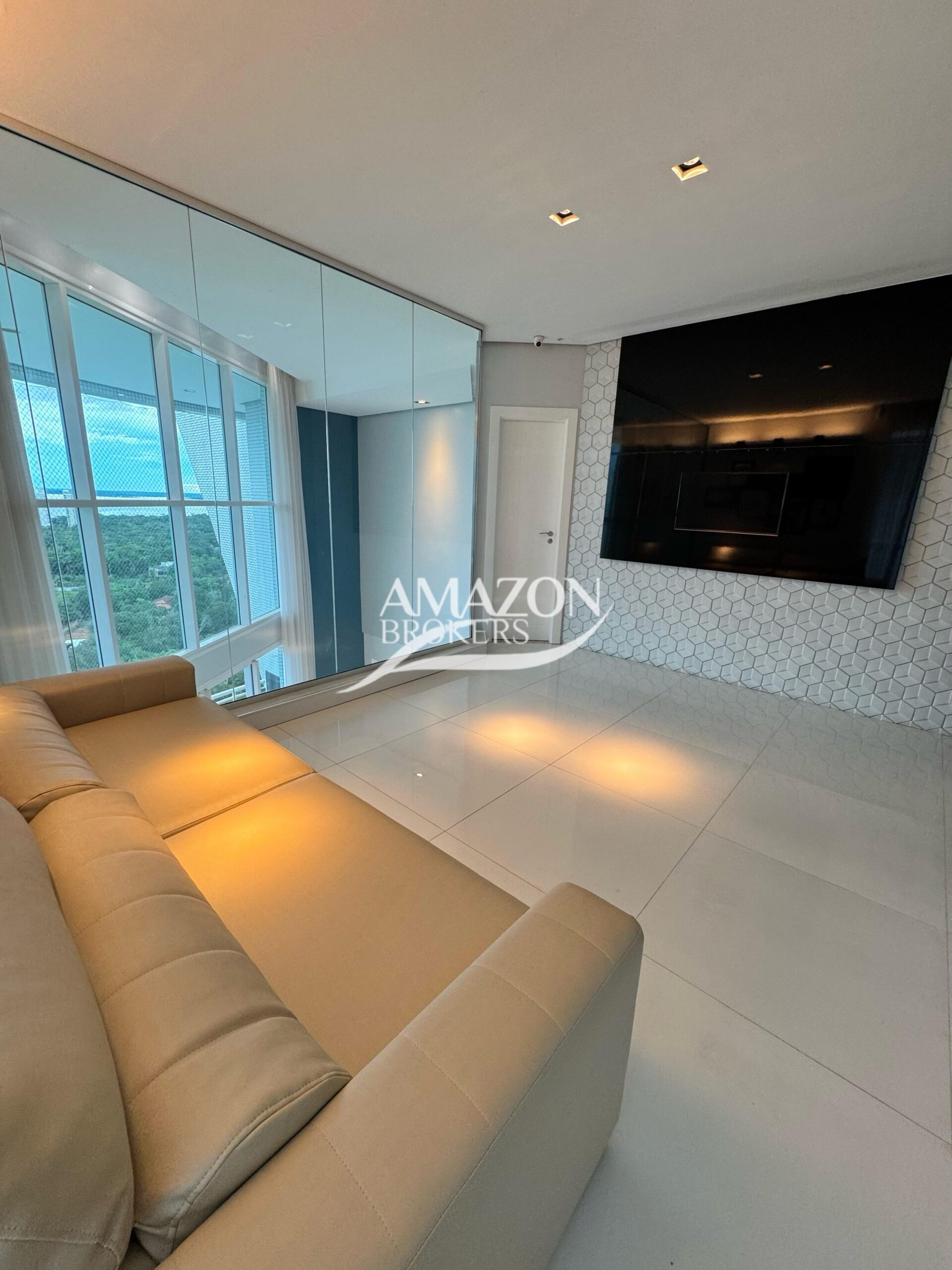 ILHA BELLA CONDOMINIUM CLUB, PONTA NEGRA – COBERTURA DUPLEX MOBILIADA 271 m2 – DISPONÍVEL PARA VENDA