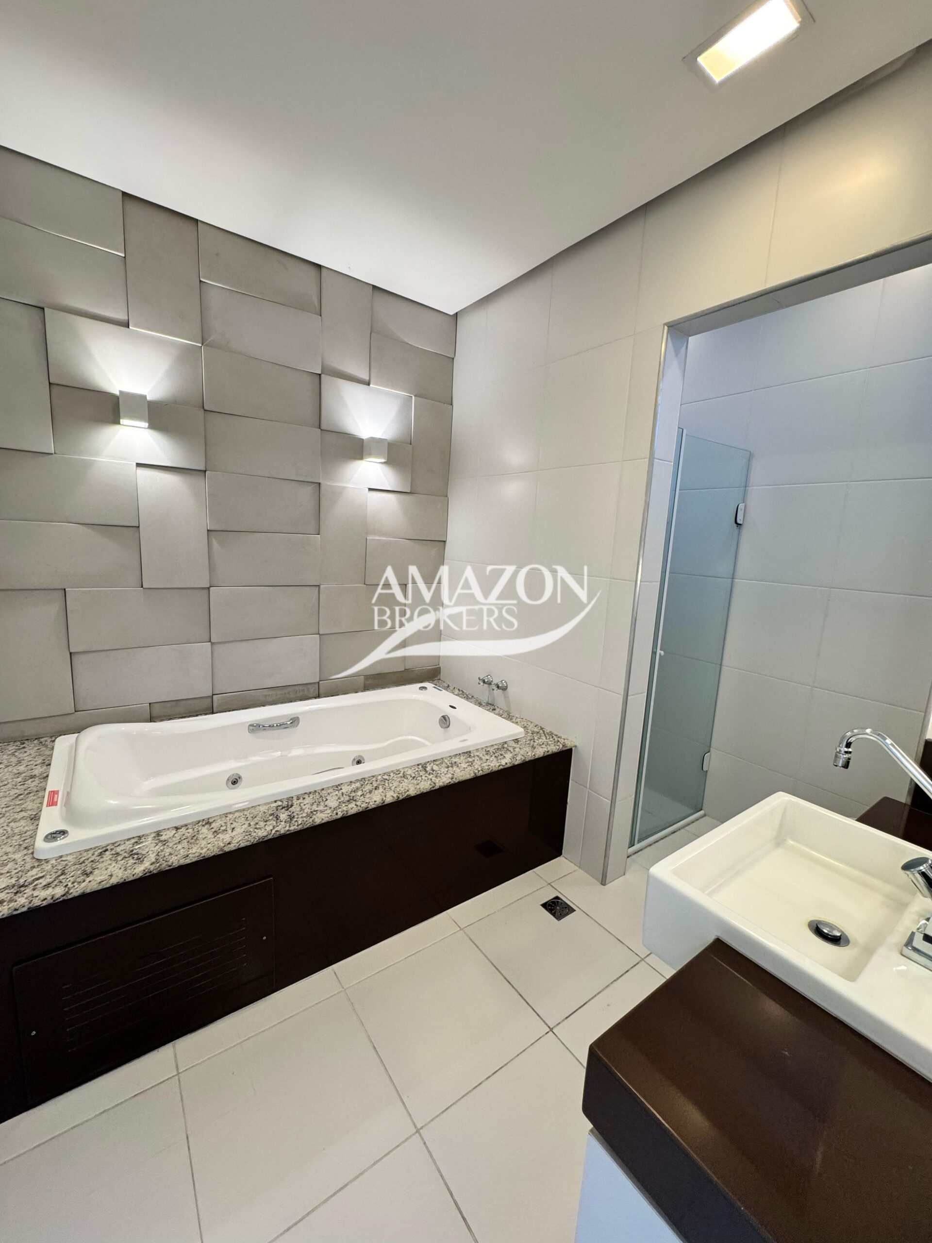 ILHA BELLA CONDOMINIUM CLUB, PONTA NEGRA – COBERTURA DUPLEX MOBILIADA 271 m2 – DISPONÍVEL PARA VENDA