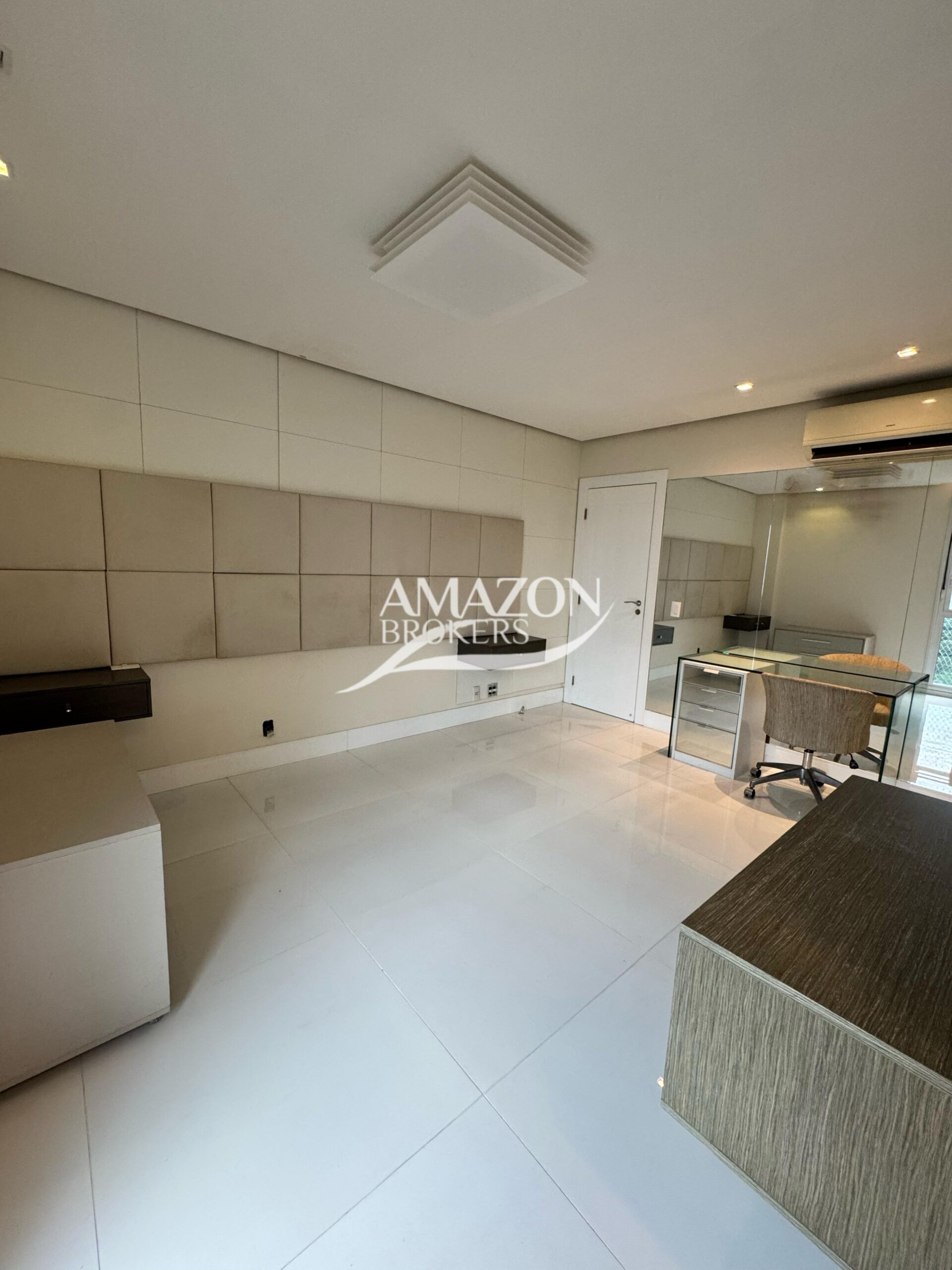 ILHA BELLA CONDOMINIUM CLUB, PONTA NEGRA – COBERTURA DUPLEX MOBILIADA 271 m2 – DISPONÍVEL PARA VENDA