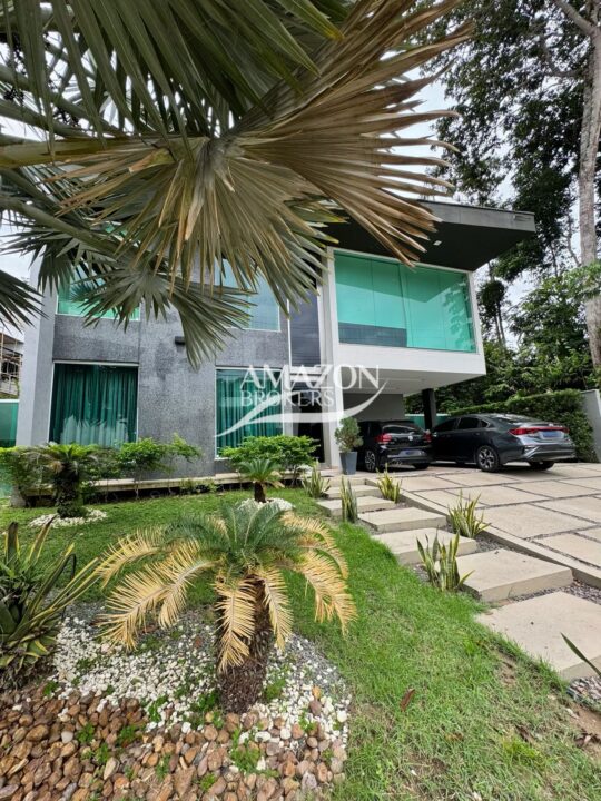 ALPHAVILLE 1 RESIDENCIAL, PONTA NEGRA – CASA DUPLEX 490 m2 – DISPONÍVEL PARA VENDA