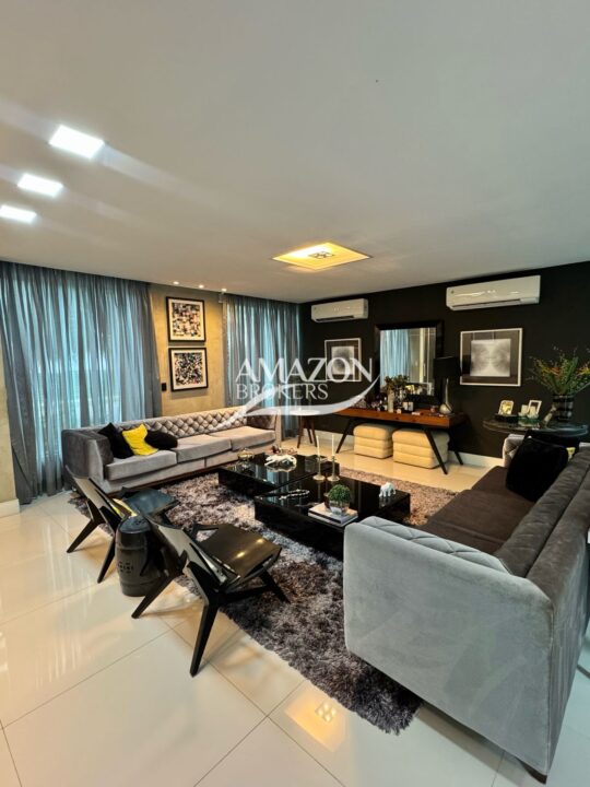 ALPHAVILLE 1 RESIDENCIAL, PONTA NEGRA – CASA DUPLEX 490 m2 – DISPONÍVEL PARA VENDA