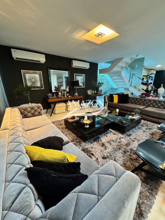ALPHAVILLE 1 RESIDENCIAL, PONTA NEGRA – CASA DUPLEX 490 m2 – DISPONÍVEL PARA VENDA