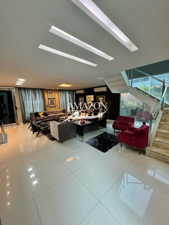 ALPHAVILLE 1 RESIDENCIAL, PONTA NEGRA – CASA DUPLEX 490 m2 – DISPONÍVEL PARA VENDA