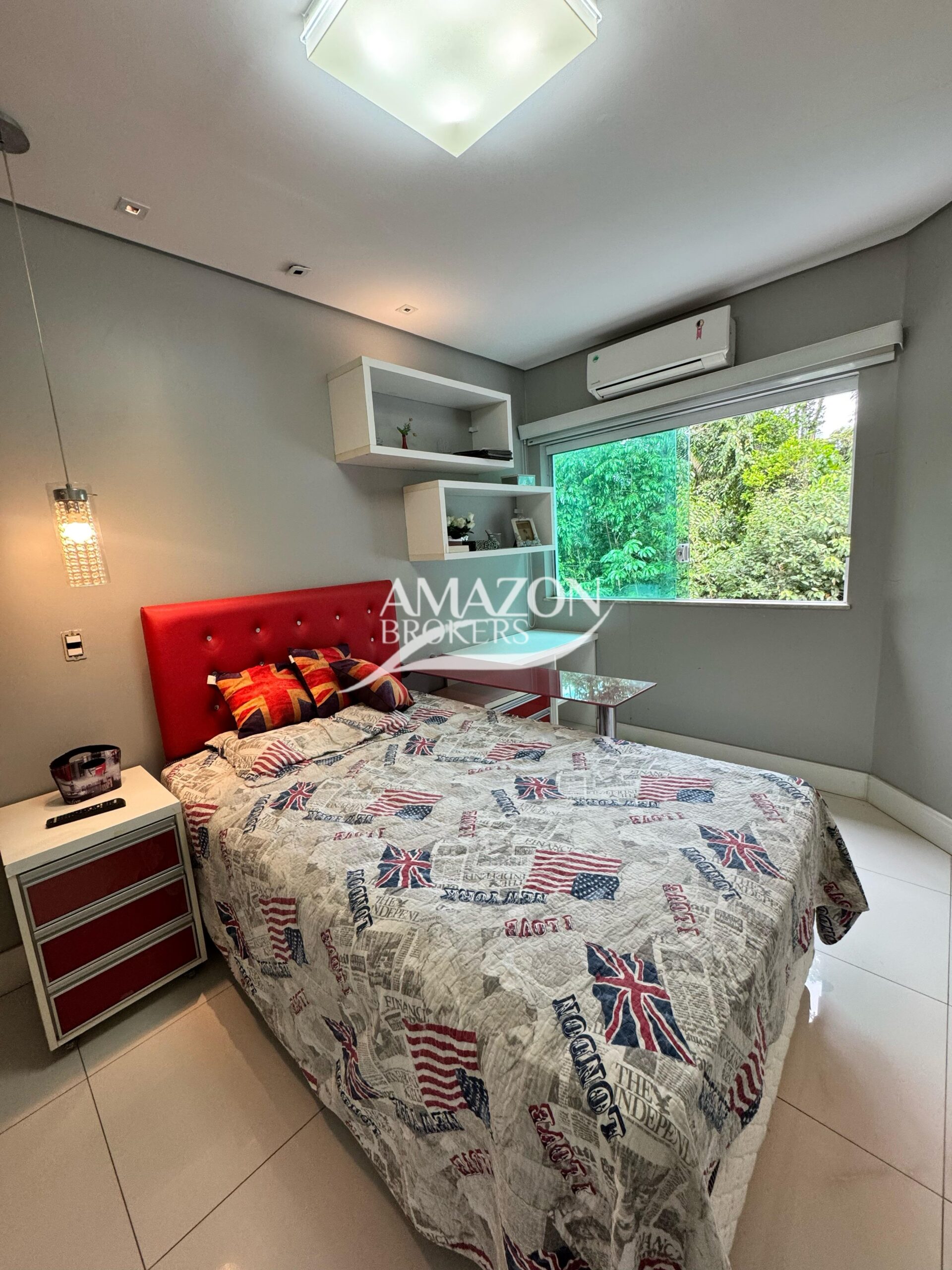 ALPHAVILLE 1 RESIDENCIAL, PONTA NEGRA – CASA DUPLEX 490 m2 – DISPONÍVEL PARA VENDA