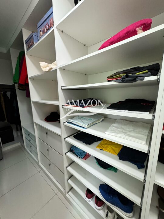 ALPHAVILLE 1 RESIDENCIAL, PONTA NEGRA – CASA DUPLEX 490 m2 – DISPONÍVEL PARA VENDA