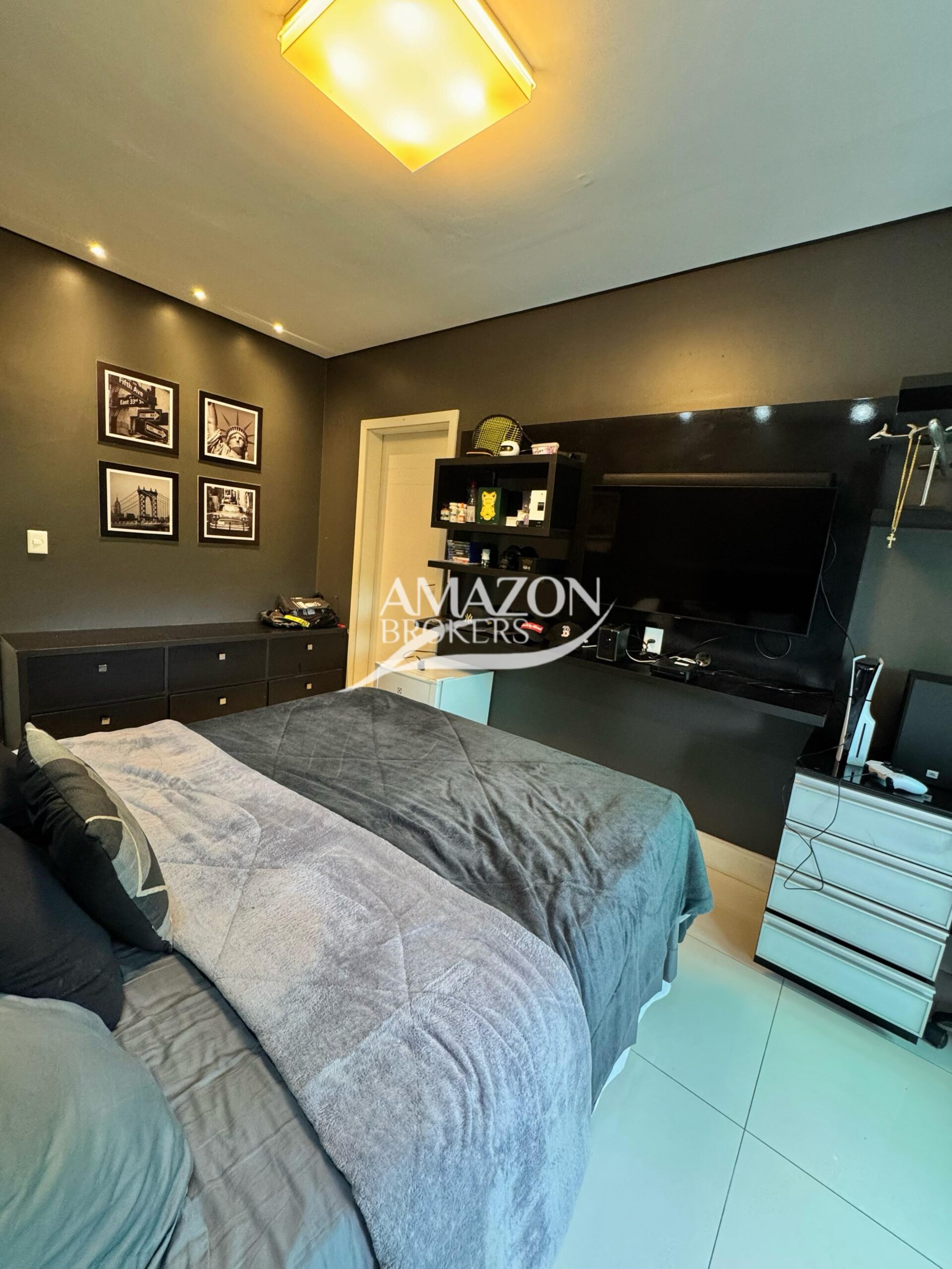 ALPHAVILLE 1 RESIDENCIAL, PONTA NEGRA – CASA DUPLEX 490 m2 – DISPONÍVEL PARA VENDA