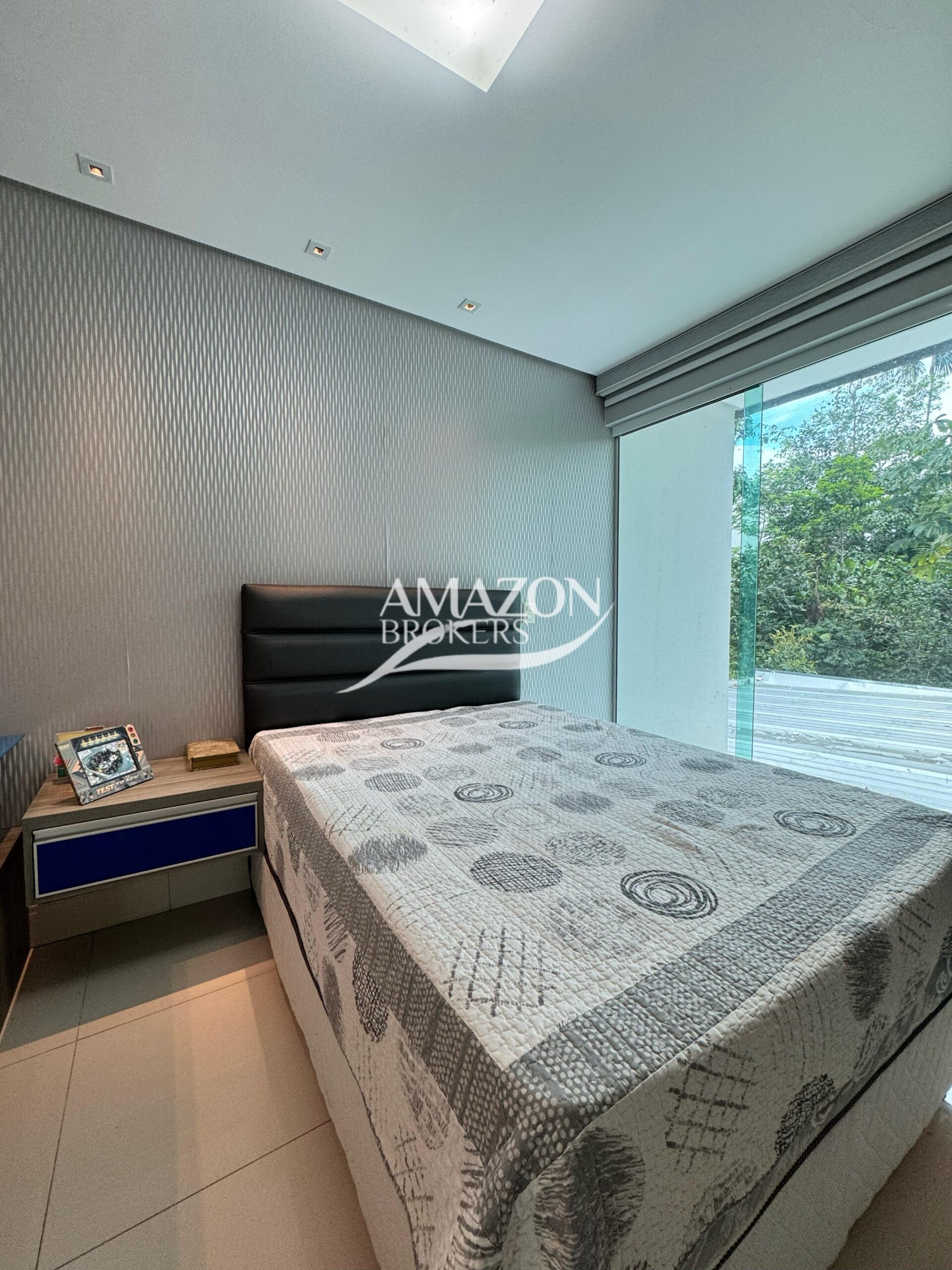 ALPHAVILLE 1 RESIDENCIAL, PONTA NEGRA – CASA DUPLEX 490 m2 – DISPONÍVEL PARA VENDA