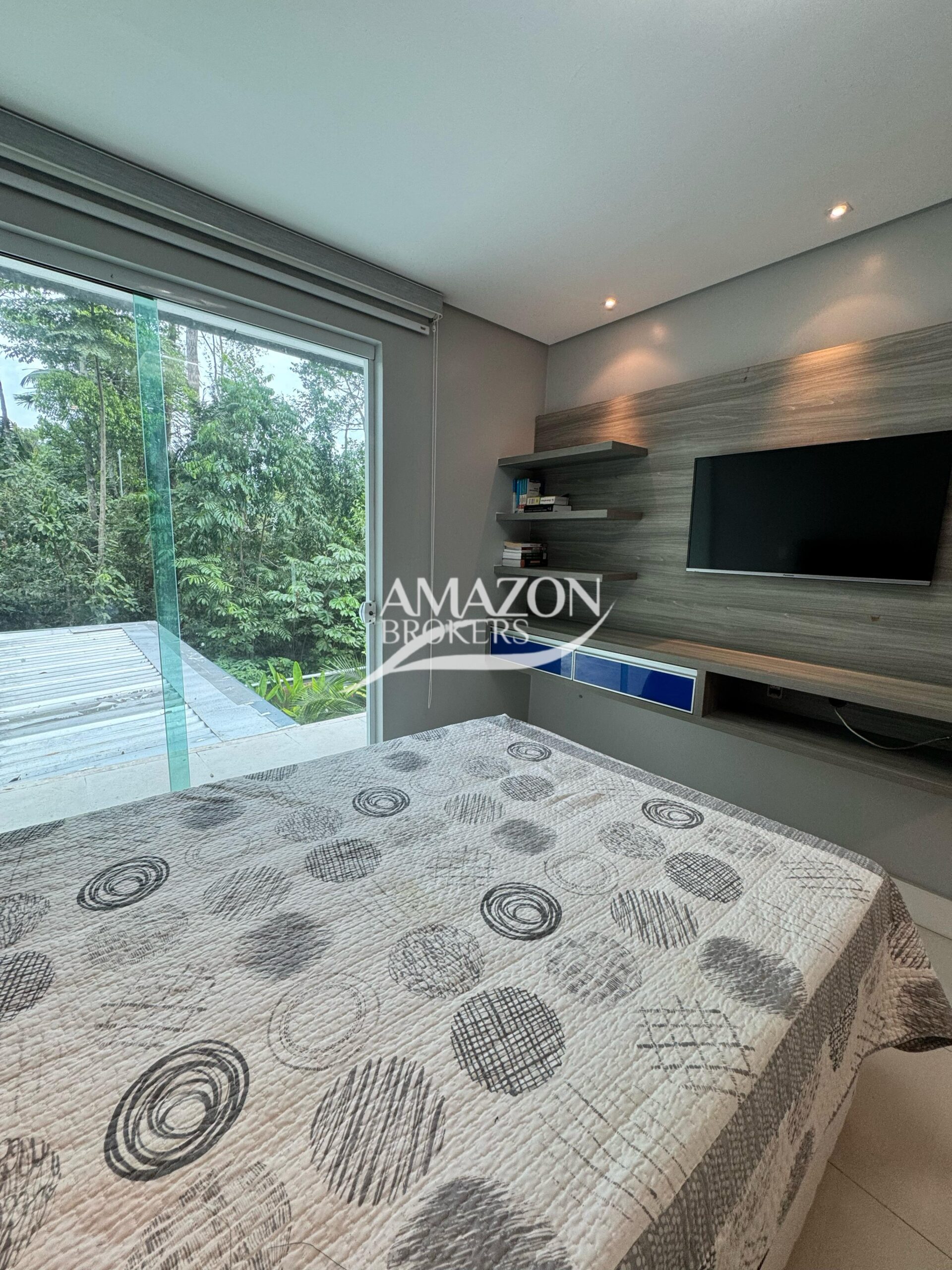 ALPHAVILLE 1 RESIDENCIAL, PONTA NEGRA – CASA DUPLEX 490 m2 – DISPONÍVEL PARA VENDA
