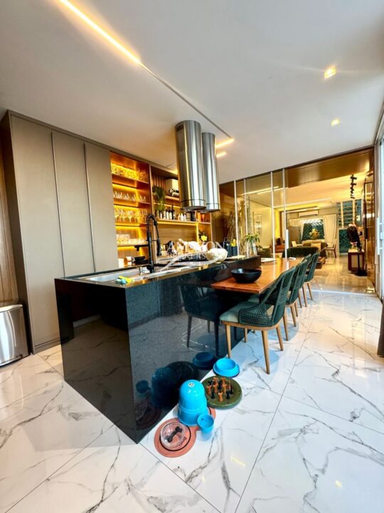 PARQUE DAS PALMEIRAS CONDOMÍNIO, FLORES – CASA DUPLEX 200m² - DISPONÍVEL PARA VENDA