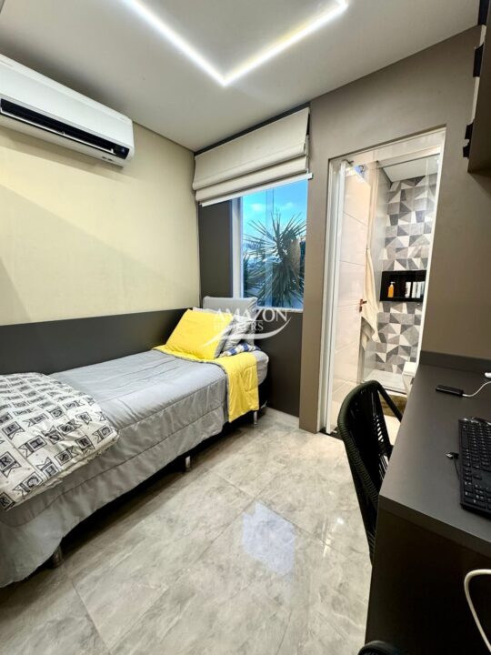 PARQUE DAS PALMEIRAS CONDOMÍNIO, FLORES – CASA DUPLEX 200m² - DISPONÍVEL PARA VENDA