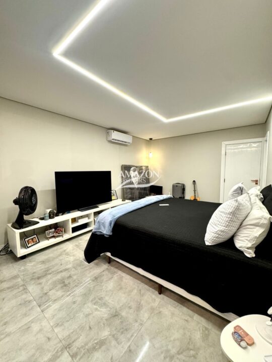 PARQUE DAS PALMEIRAS CONDOMÍNIO, FLORES – CASA DUPLEX 200m² - DISPONÍVEL PARA VENDA